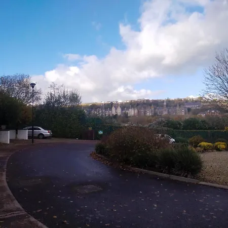 Crescent Homestay Pansiyon Cork